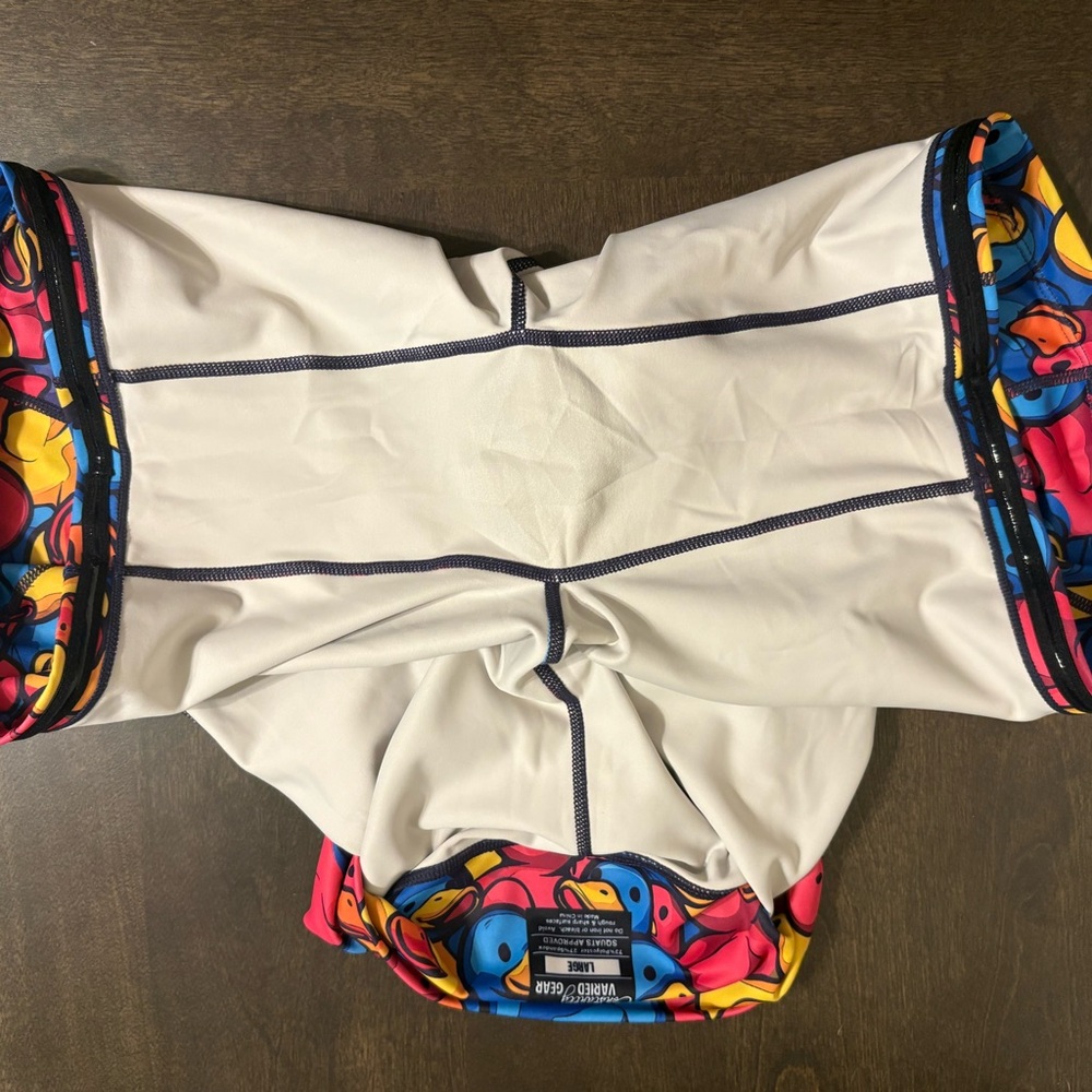 Feeling Ducky? CVG L 7in shorts - Picture 4 of 4